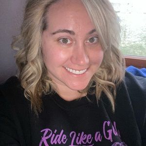 Meet your Posher, Leanne